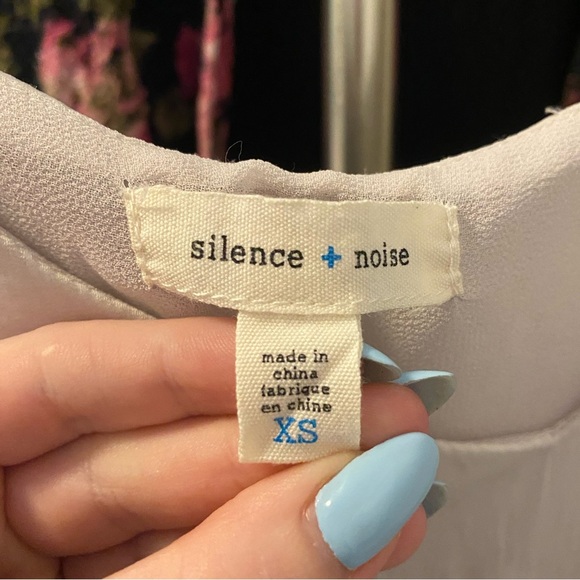 Silence + Noise Tank Top - Picture 3 of 3